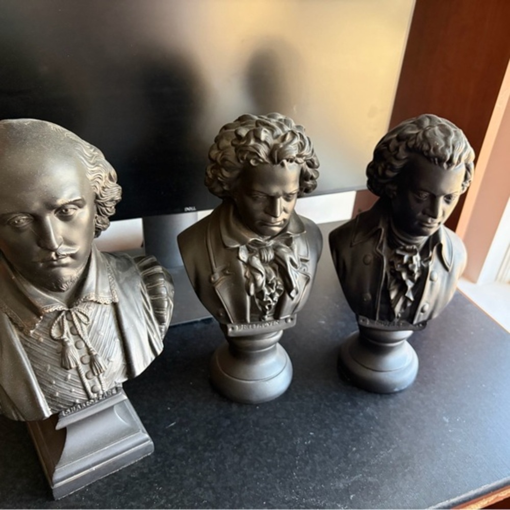 Matte Black Classical Composer Bust Sculpture - Home Art Décor